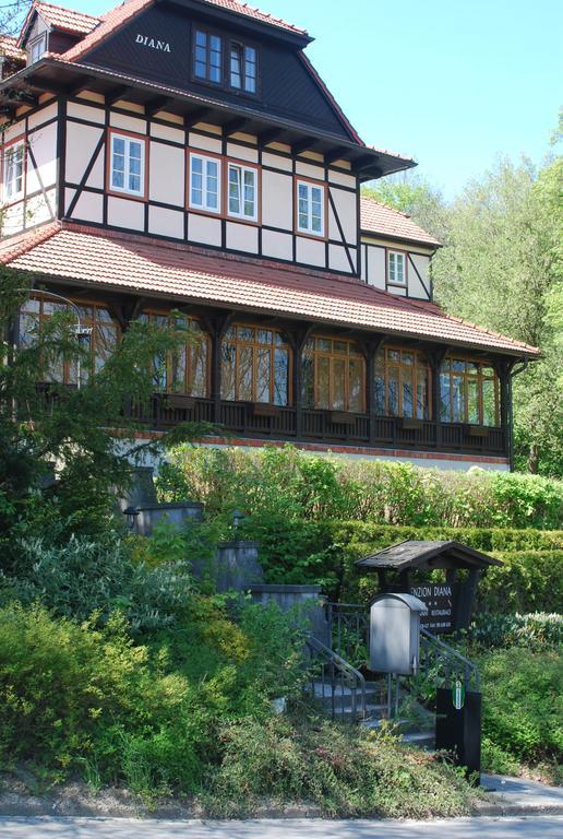 Penzion Diana Teplice nad Bečvou エクステリア 写真