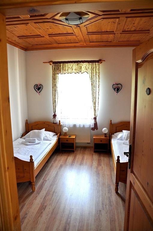 Penzion Diana Teplice nad Bečvou エクステリア 写真