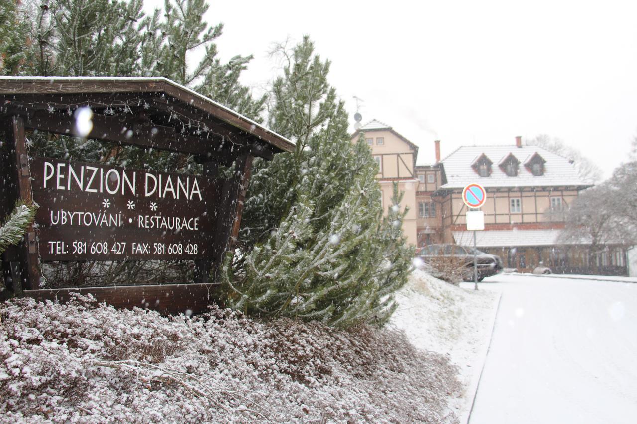 Penzion Diana Teplice nad Bečvou エクステリア 写真